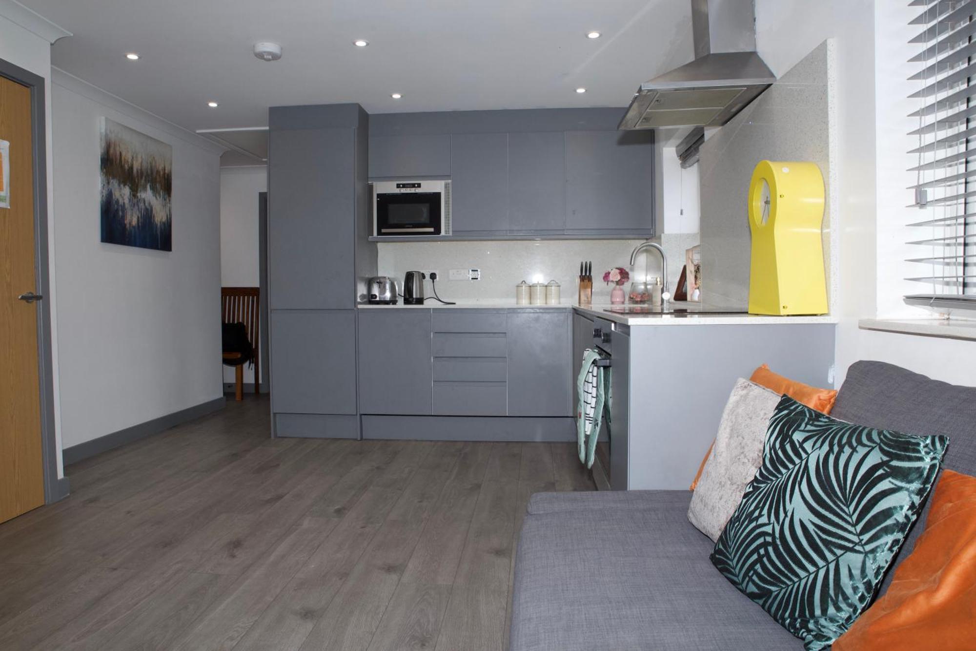 Spacious Modern 2 Bed Flat In City Centre 雷丁 外观 照片
