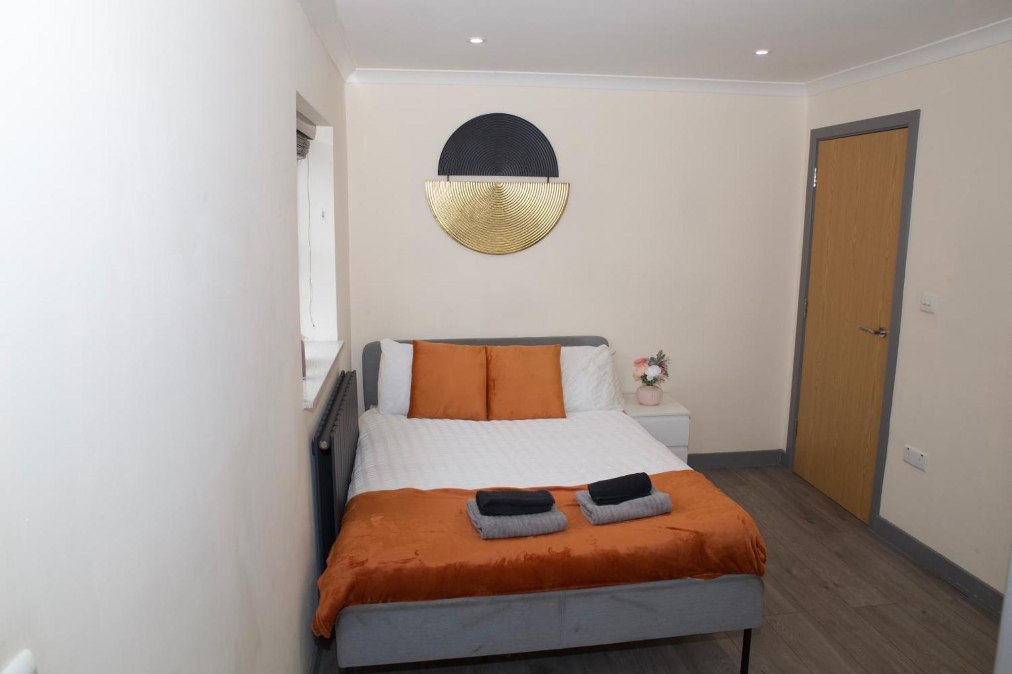 Spacious Modern 2 Bed Flat In City Centre 雷丁 外观 照片